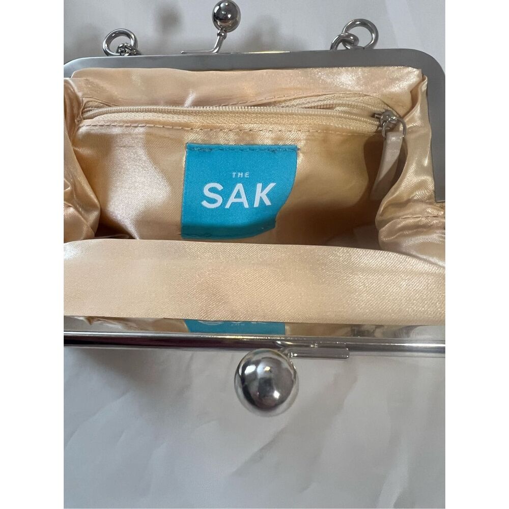 New without tags The Sak cream and silver clutch bag - Picture 5 of 5
